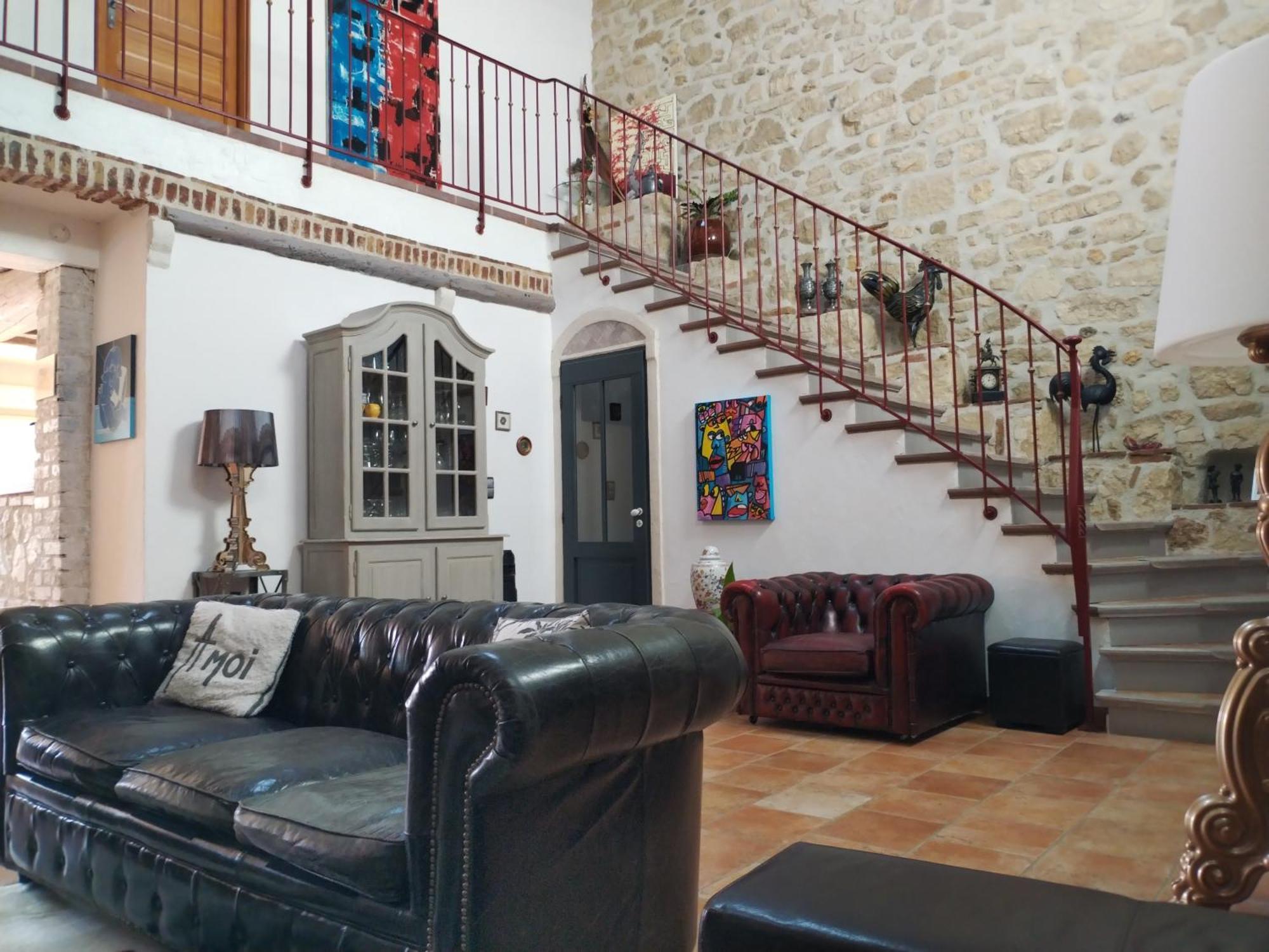 Artemia Maison Vigneronne A 3*
